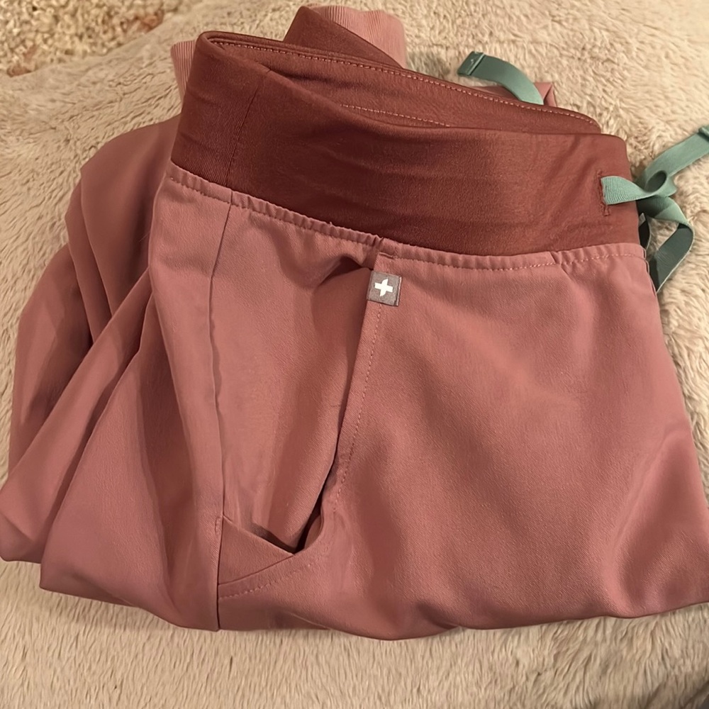Figs Small Zamora jogger Mineral Mauve